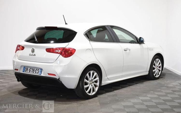 ALFA ROMEO GIULIETTA 1,6 JTDM 105 DISTINCTIVE START/STOP BLANC DR-678-ES