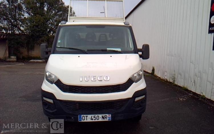IVECO 35-130 BENNE DOUBLE CABINE BLANC DT-450-NR