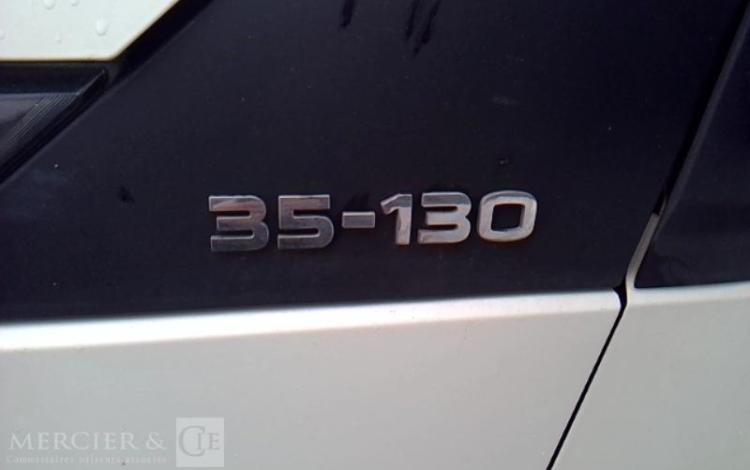 IVECO 35-130 BENNE DOUBLE CABINE BLANC DT-450-NR