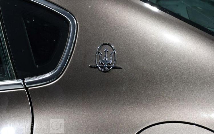 MASERATI QUATTROPORTE 3,0 TURBO D 275CH GRANLUSSO BVA MARRON DV-113-WF