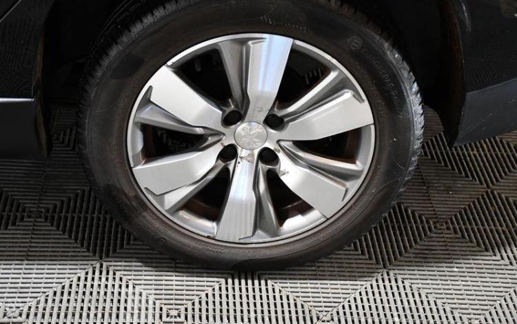 PEUGEOT 2008 1,2 PURE TECH 80 ALLURE S&S ETG BVA NOIR DV-655-WC