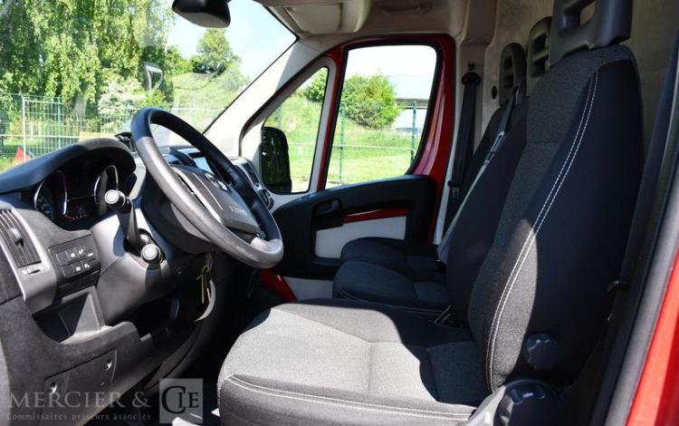 FIAT DUCATO  FG 3,0 MH2 2,3MJT 150CH BVA ROUGE DX-593-RN