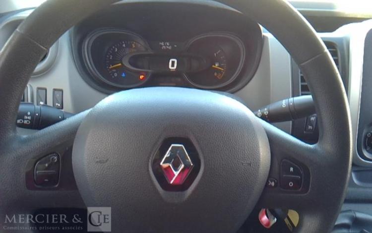 RENAULT TRAFIC FOURGON 1.6 DCI 120 1T0 L1H1 CONFORT BLANC DY-054-JF