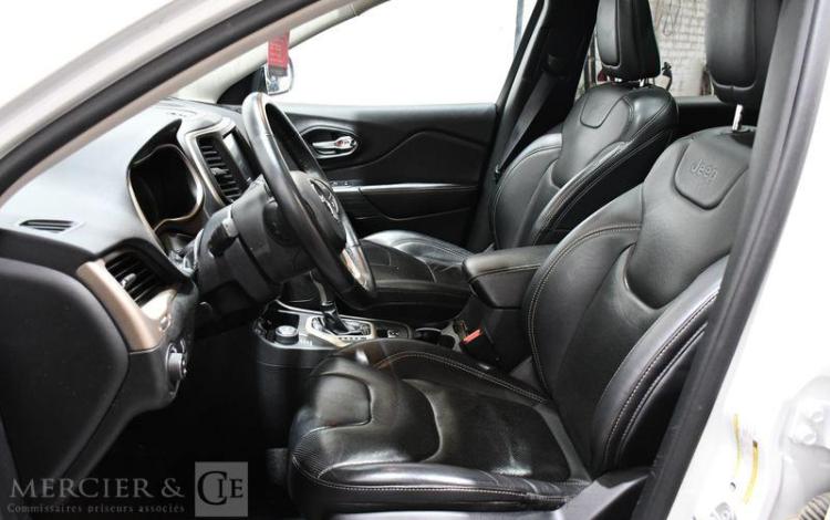 JEEP CHEROKEE 2,2 CRD 185 LONGITUDE FREEDOM AWD BVA BLANC EB-386-HL
