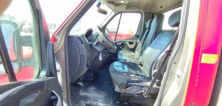 RENAULT MASTER 3 PHASE 2 PROPULSION 2,3 DCI 16V ENERGY 135 CV BENNE AVEC COFFRE ACIER ROUGE EB-427-TN