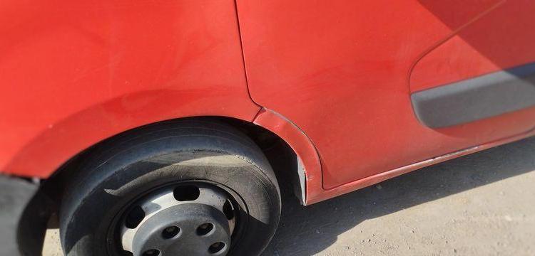 RENAULT MASTER 3 PHASE 2 PROPULSION 2,3 DCI 16V ENERGY 135 CV BENNE AVEC COFFRE ACIER ROUGE EB-427-TN