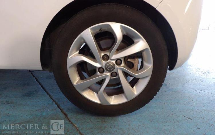 OPEL CORSA 1,4 T 100CH PLAY S&S BLANC ED-879-PA