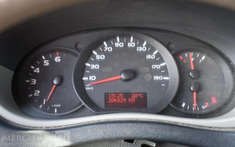 RENAULT MASTER F3500 L3H2 2,3 DCI 125 ORA EF-877-XS