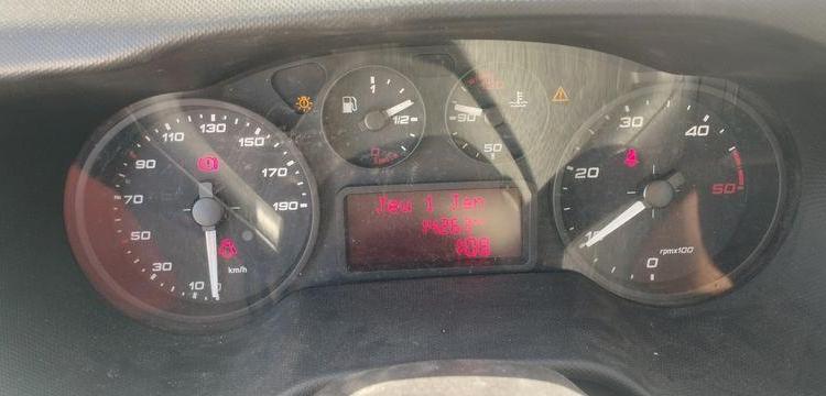 IVECO 35S12 AVEC NACELLE COMET ESK18/2/7,5HQ – DIESEL – 1182 HEURES – 14260 KMS ROUGE EL-558-HZ