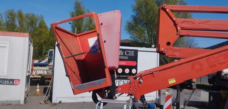 IVECO 35S12 AVEC NACELLE COMET ESK18/2/7,5HQ – DIESEL – 1182 HEURES – 14260 KMS ROUGE EL-558-HZ