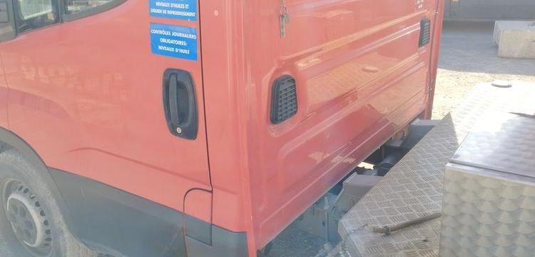 IVECO 35S12 AVEC NACELLE COMET ESK18/2/7,5HQ – DIESEL – 1182 HEURES – 14260 KMS ROUGE EL-558-HZ