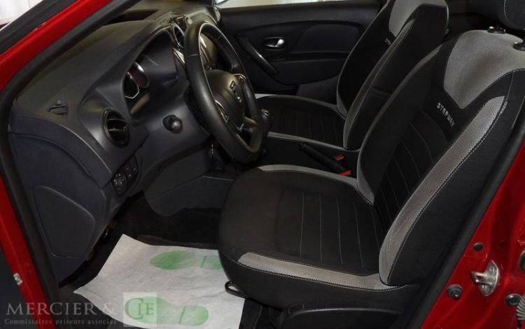 DACIA SANDERO 0,9 TCE 90CH STEPWAY ROUGE EM-008-JL