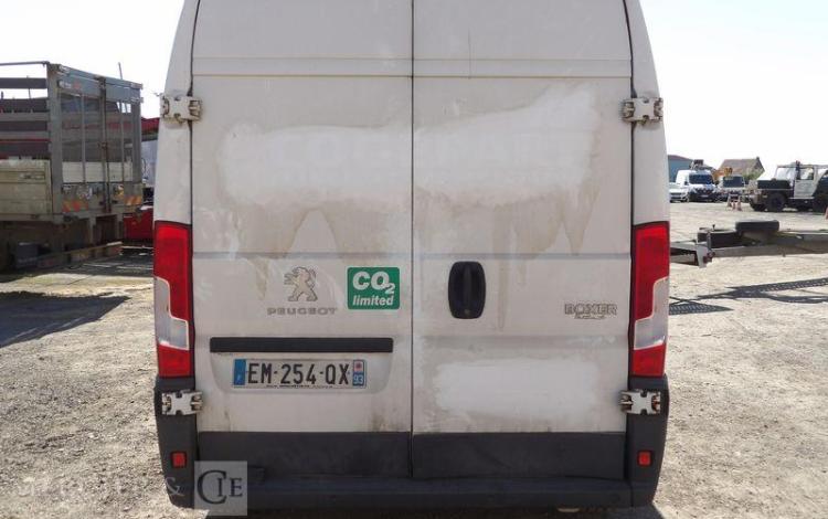 PEUGEOT BOXER 3 PHASE 3 FOURGON L2H2 2,0 BLUE HDI 16V FOURGON MOYEN SURELEVE 110 CV BLANC EM-254-QX