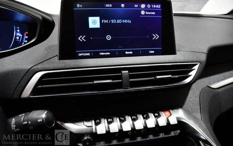 PEUGEOT 3008 1.2 PURETECH 130 GT LINE S&S BLANC EN-899-KD