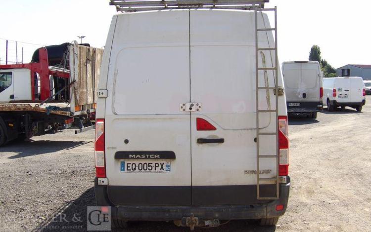 RENAULT MASTER 3 PHASE 2 TRACTION FOURGON L3H2 F3500 2,3 DCI 16V 136 CV – DIESEL BLANC EQ-005-PX