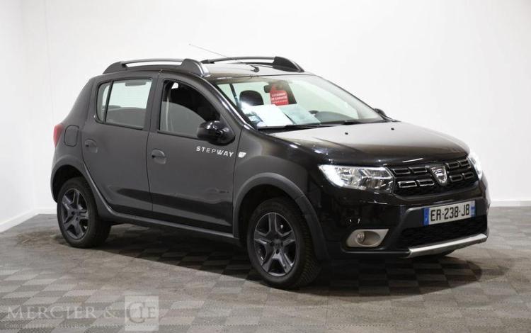 DACIA SANDERO EXPLORER 0,9 TCE 90 NOIR ER-238-JB
