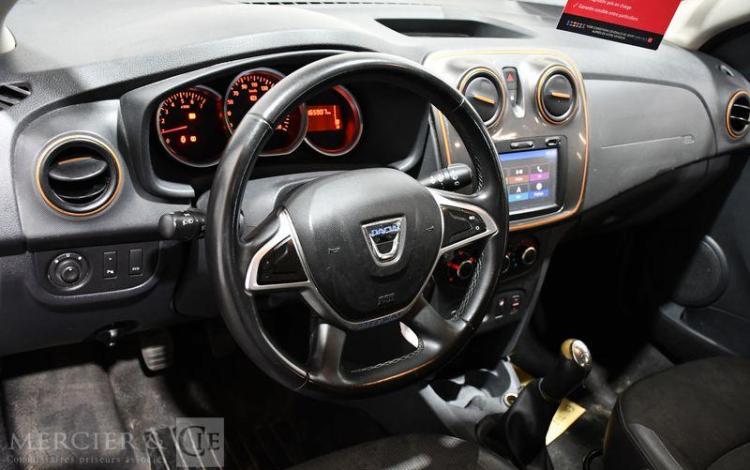 DACIA SANDERO EXPLORER 0,9 TCE 90 NOIR ER-238-JB