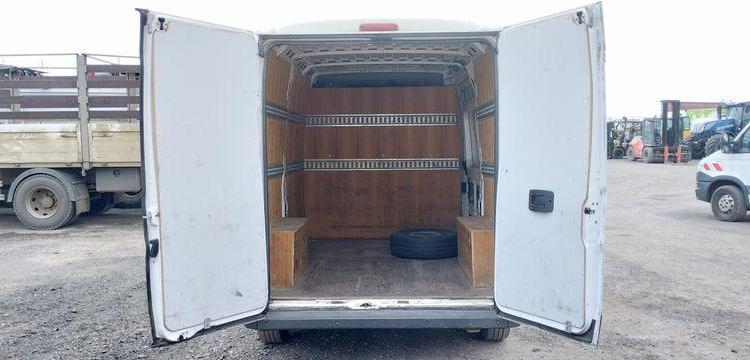 PEUGEOT BOXER 3 PHASE 3 FOURGON L2H2 2,0 BLUE HDI  16V FOURGON MOYEN SURELEVE 130 CV BLANC ER-240-VP