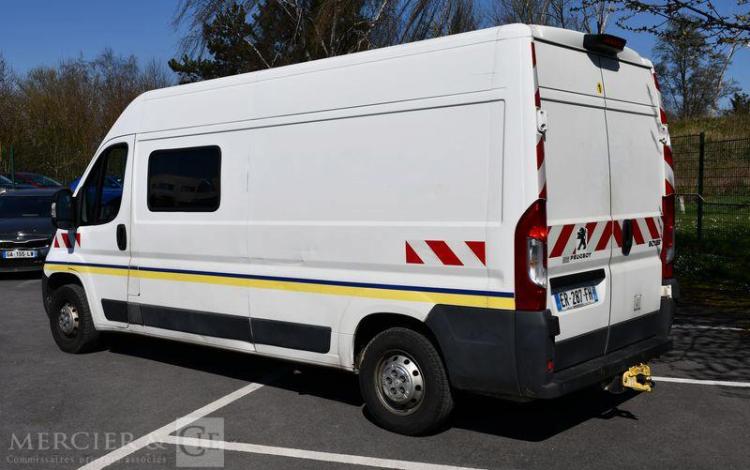 PEUGEOT BOXER FOURGON 335 2.0 BLUEHDI 130 L3H2 PREMIUM 
 BLANC ER-287-FH