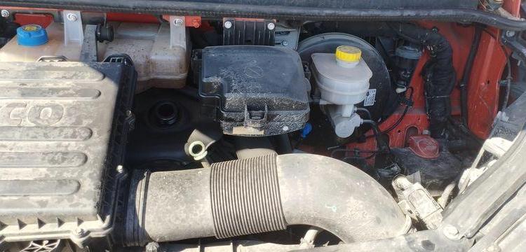 IVECO 35C12 BENNE AVEC COFFRE ACIER DIESEL – 105013 KMS – ANNEE 2017 ROUGE ER-583-XA