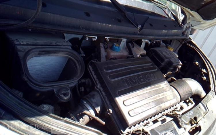 IVECO 35-120 TRI BENNE SIMPLE CABINE COFFRE BLANC ES-355-BH