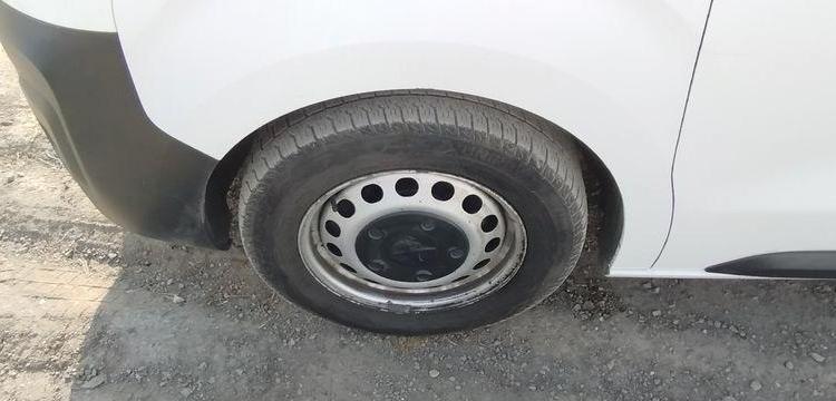 PEUGEOT EXPERT 2.0 BLUEHDI 120 L2 PREMIUM START-STOP BLANC ET-320-JP