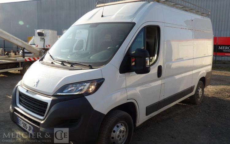 PEUGEOT BOXER 3 FOURGON 335 L2H2 2,0 BLUE HDI 16V FOURGON MOYEN SURELEVE 130 CV BLANC ET-505-JP