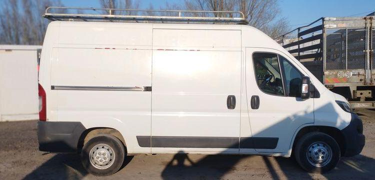 PEUGEOT BOXER 3 FOURGON 335 L2H2 2,0 BLUE HDI 16V FOURGON MOYEN SURELEVE 130 CV BLANC ET-505-JP