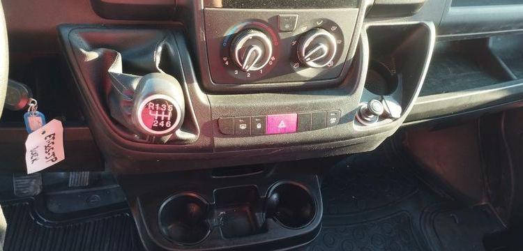 PEUGEOT BOXER 3 FOURGON 335 L2H2 2,0 BLUE HDI 16V FOURGON MOYEN SURELEVE 130 CV BLANC ET-505-JP