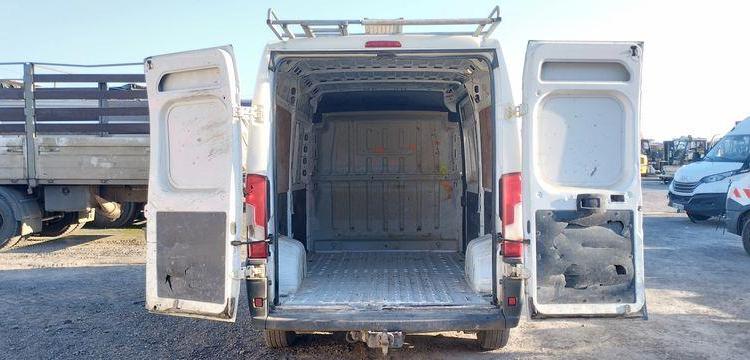 PEUGEOT BOXER 3 FOURGON 335 L2H2 2,0 BLUE HDI 16V FOURGON MOYEN SURELEVE 130 CV BLANC ET-505-JP