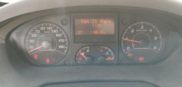 PEUGEOT BOXER 3 PHASE 3 FOURGON 335 L2H2 2,0 BLUE HDI FOURGON MOYEN SERELEVE 130 CV BLANC ET-585-JP