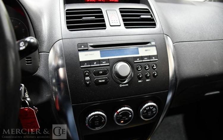 FIAT SEDICI 1,9 MJT 120 EMOTION 4X4 GRIS ET-663-QD