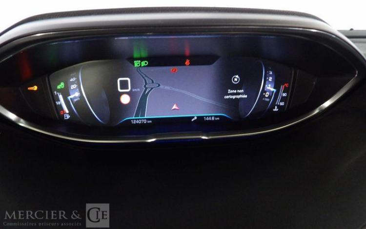 PEUGEOT 3008 2,0 BLUEHDI 150CH GT LINE S&S BLANC EW-561-CZ