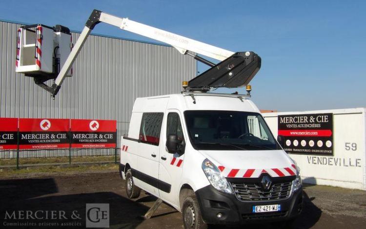RENAULT MASTER L2H2 2,3DCI 130CH NACELLE KLUBB/K26 11,80 M – DIESEL – 201 H – 63361 KMS BLANC EZ-421-WJ