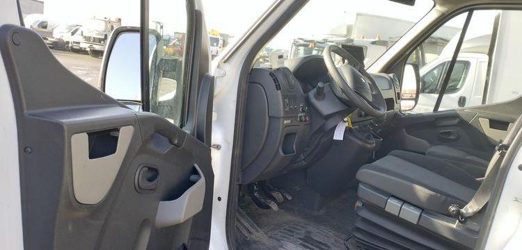 RENAULT MASTER L2H2 2,3DCI 130CH NACELLE KLUBB/K26 11,80 M – DIESEL – 201 H – 63361 KMS BLANC EZ-421-WJ