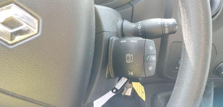 RENAULT MASTER L2H2 2,3DCI 130CH NACELLE KLUBB/K26 11,80 M – DIESEL – 201 H – 63361 KMS BLANC EZ-421-WJ