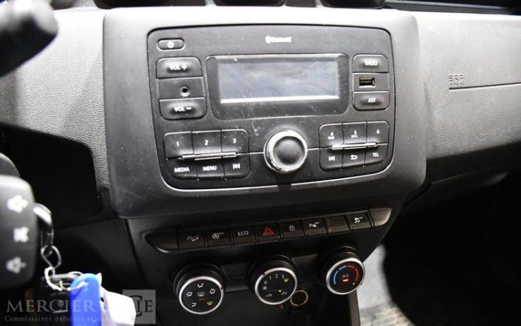 DACIA DUSTER 1.5 DCI 110 CONFORT 4X4 BLEU EZ-483-TB