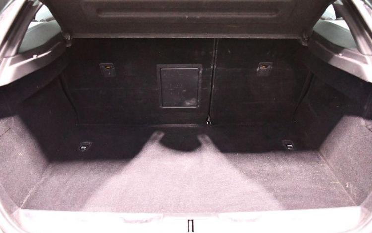 DS DS5 2.0 BLUEHDI 180 PERFORMANCE LINE EAT S&S GRIS FA-004-MQ