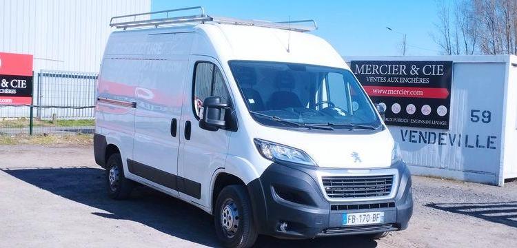 PEUGEOT BOXER 3 PHASE 3 FOURGON 335 L2H2 2,0 BLUE HDI 16V FOURGON MOYEN SURELEVE 130 CV BLANC FB-170-BF