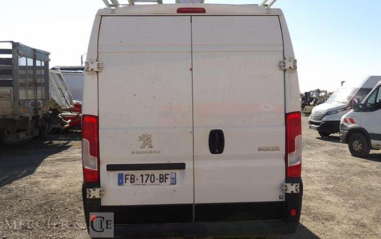 PEUGEOT BOXER 3 PHASE 3 FOURGON 335 L2H2 2,0 BLUE HDI 16V FOURGON MOYEN SURELEVE 130 CV BLANC FB-170-BF
