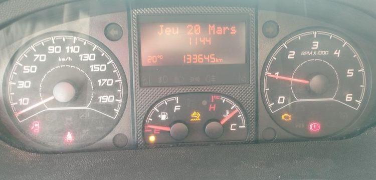 PEUGEOT BOXER 3 PHASE 3 FOURGON 335 L2H2 2,0 BLUE HDI 16V FOURGON MOYEN SURELEVE 130 CV BLANC FB-170-BF