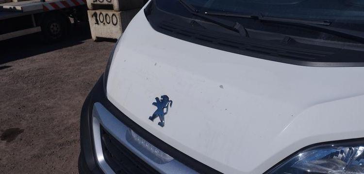 PEUGEOT BOXER 3 PHASE 3 FOURGON 335 L2H2 2,0 BLUE HDI 16V FOURGON MOYEN SURELEVE 130 CV BLANC FB-170-BF