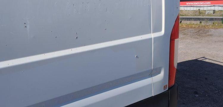 PEUGEOT BOXER 3 PHASE 3 FOURGON 335 L2H2 2,0 BLUE HDI 16V FOURGON MOYEN SURELEVE 130 CV BLANC FB-170-BF