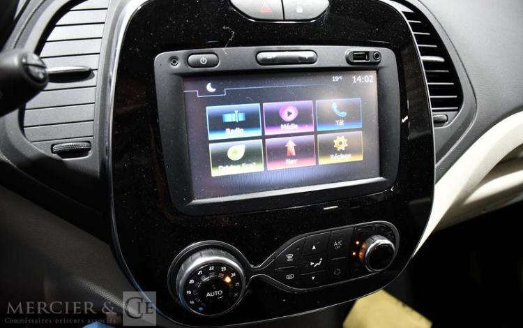 RENAULT CAPTUR INTENS TCE 90 GRIS FC-387-EK