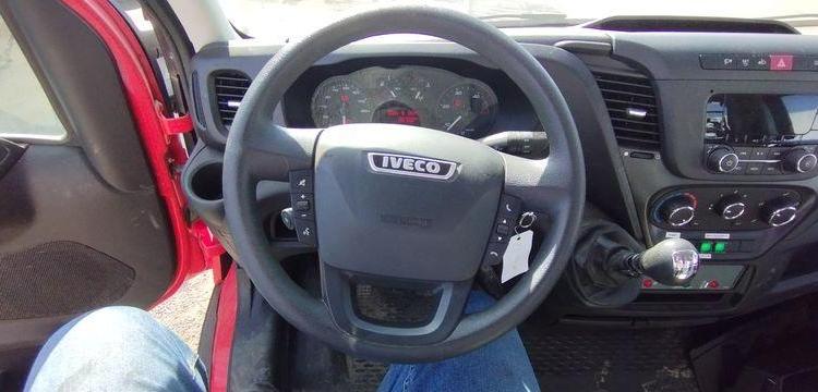 IVECO 35S12 AVEC NACELLE AB SERVICE B17CTE 2/23 16M – 1071 HEURES – 20750 KMS ROUGE FC-444-AV