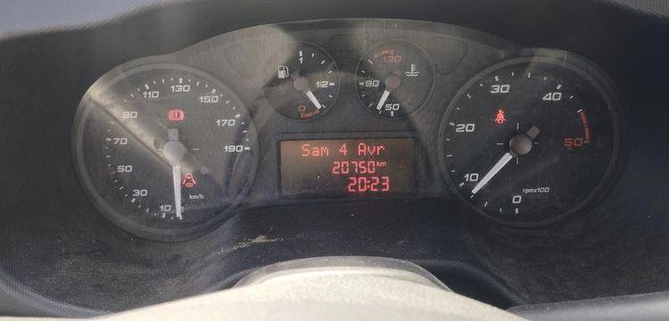 IVECO 35S12 AVEC NACELLE AB SERVICE B17CTE 2/23 16M – 1071 HEURES – 20750 KMS ROUGE FC-444-AV