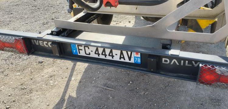 IVECO 35S12 AVEC NACELLE AB SERVICE B17CTE 2/23 16M – 1071 HEURES – 20750 KMS ROUGE FC-444-AV