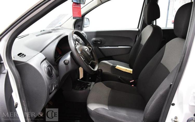 DACIA LODGY SILVER LINE SCE 100 7PL BLANC FD-656-WE