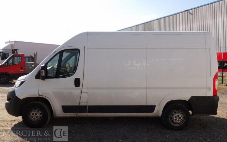 PEUGEOT BOXER 3 PHASE 3 FOURGON 335 L2H2 2,0 BLUE HDI 16V FOURGON MOYEN SURELEVE 130 CV BLANC FD-805-LB