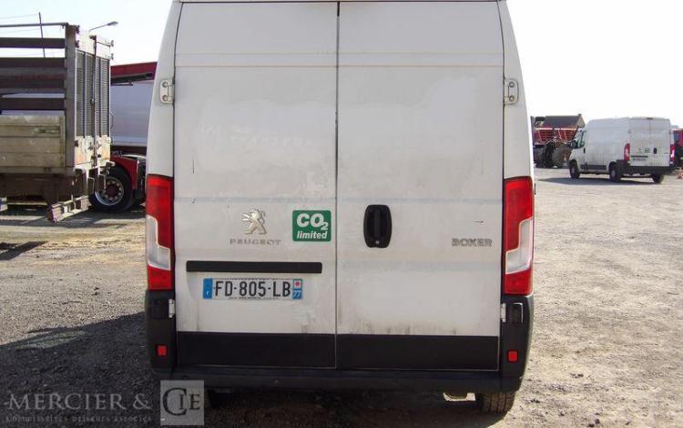 PEUGEOT BOXER 3 PHASE 3 FOURGON 335 L2H2 2,0 BLUE HDI 16V FOURGON MOYEN SURELEVE 130 CV BLANC FD-805-LB